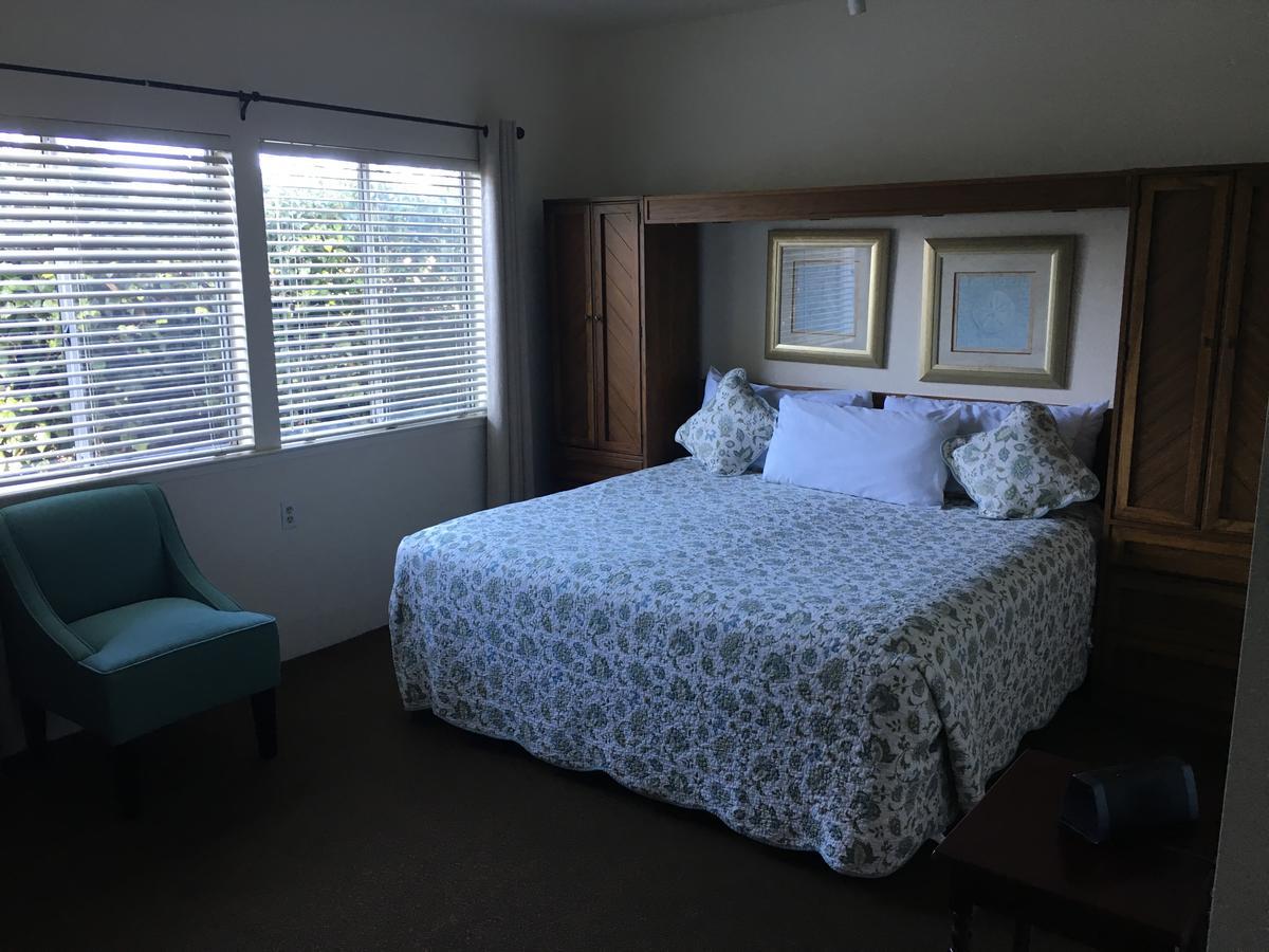Pine Acres Lodge แปซิฟิกโกรฟ ภายนอก รูปภาพ